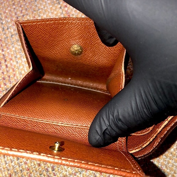 LOUIS VUITTON LV Monogramed Bifold Wallet CA0092 COMES WITH: LV Dust Bag - Picture 9 of 17